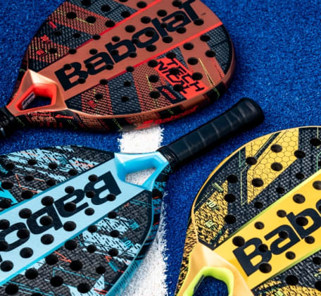 Buy now online the products of the Babolat padel collection